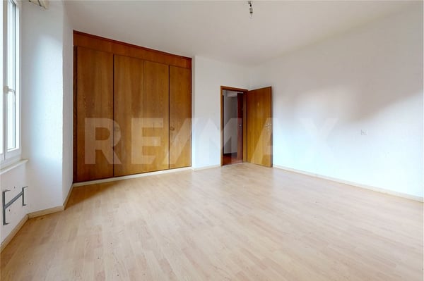 Casa con 4 appartamenti 4