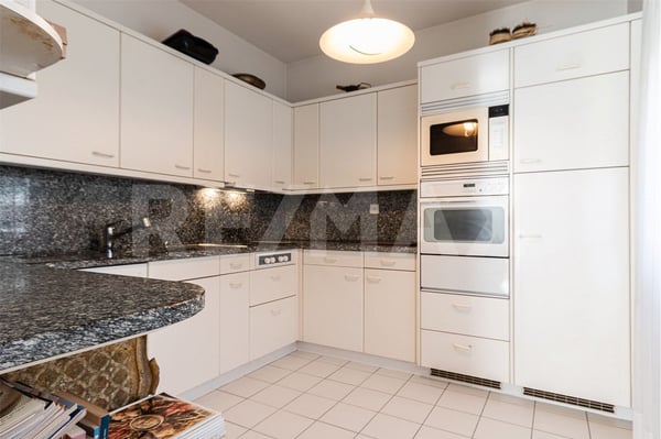 Casa con giardino e garage 8