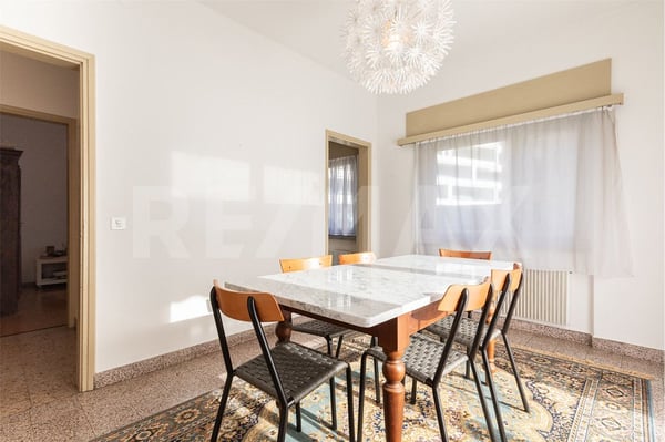 Casa con giardino e garage 4