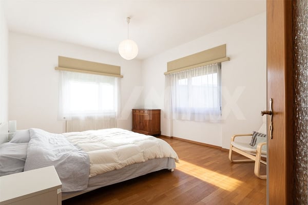 Casa con giardino e garage 6