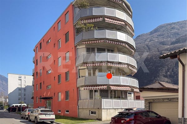 Elegante appartamento di 1.5 locali 1