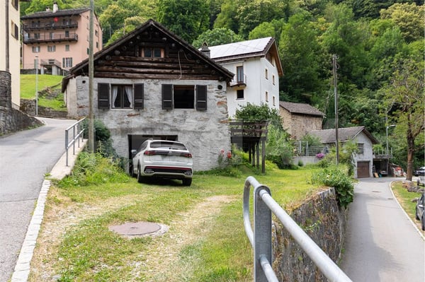 Rustico di 2.5 locali da ristrutturare 3