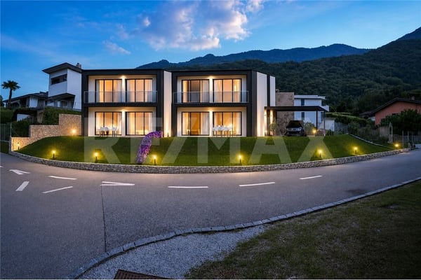 Due villette a schiera prefabbricate 5
