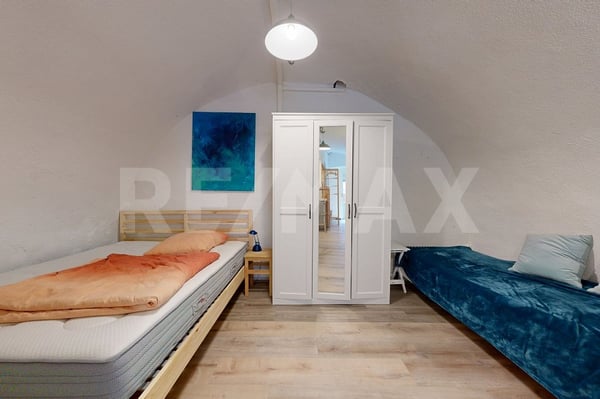 Casa in posizione verde e tranquilla 10