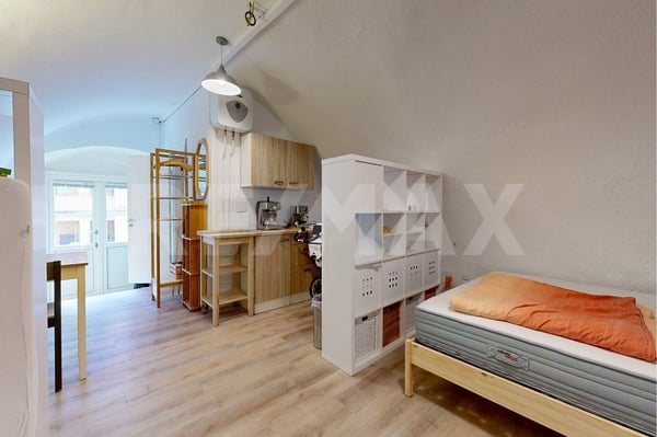 Casa in posizione verde e tranquilla 9