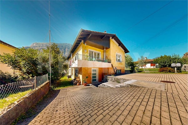 Casa con due appartamenti