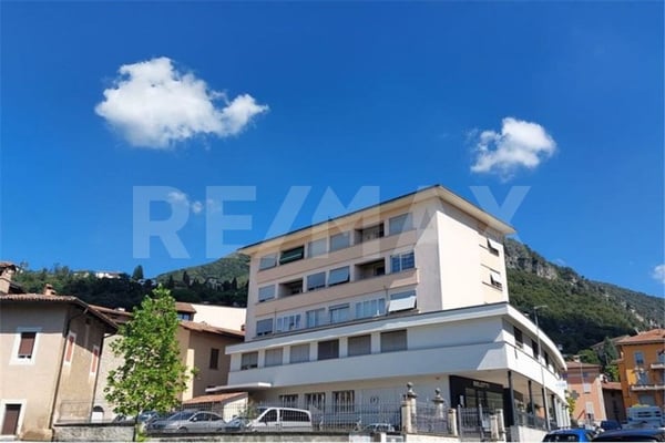 Palazzina a reddito in centro città 2