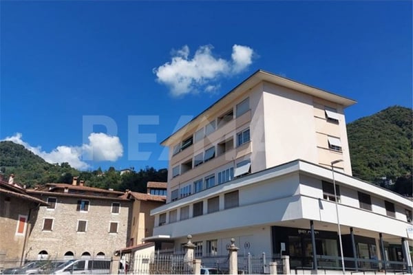 Palazzina a reddito in centro città 4