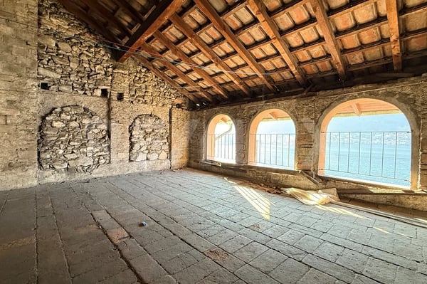 Capolago - Casa plurifamiliare con giardino e vista lago 3