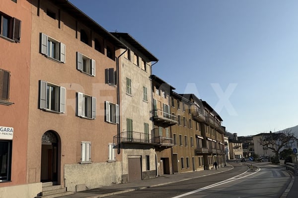 Capolago - Casa plurifamiliare con giardino e vista lago 5