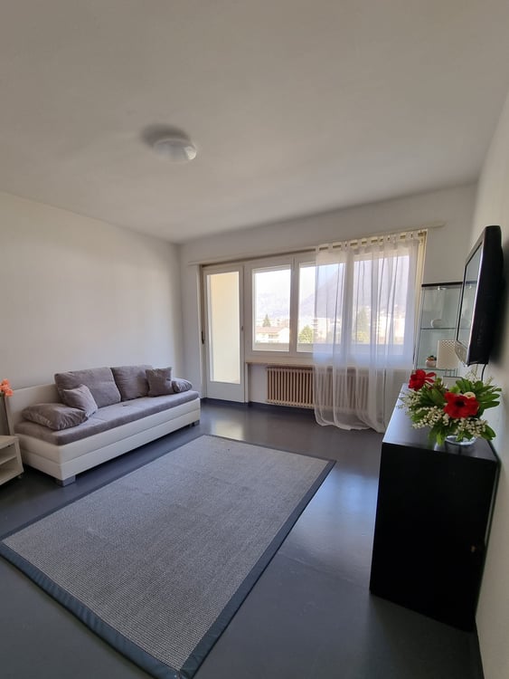 Wunderschöne 2.5 Zi-Wohnung mit Balkon in Ascona 2