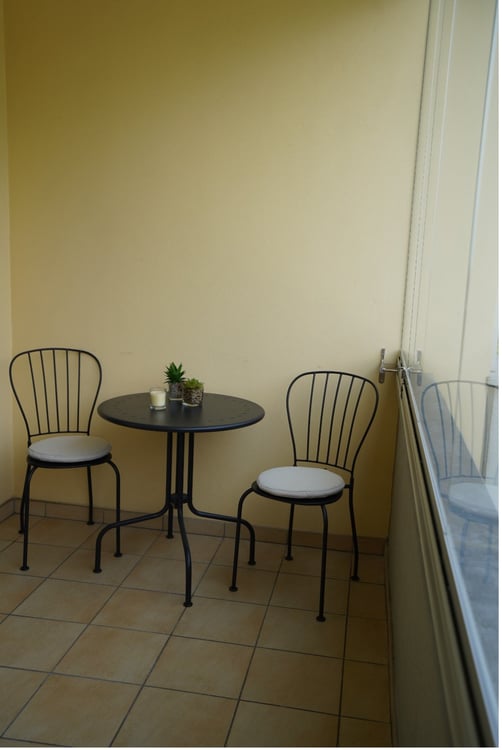 Schöne 2.5 Zi-Wohnung mit Terrasse 11