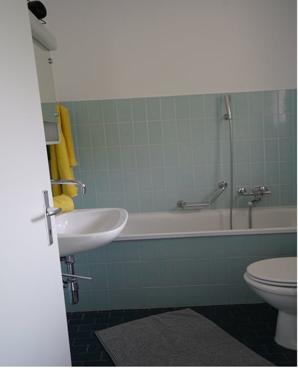 Schöne 2.5 Zi-Wohnung mit Terrasse 10