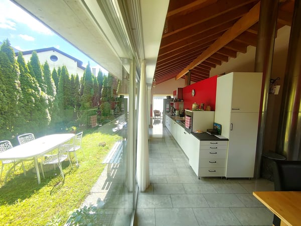 Meravigliosa villa immersa nel verde nella collina di Giubiasco in località Lôro 1