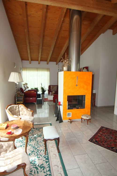 Meravigliosa villa immersa nel verde nella collina di Giubiasco in località Lôro 12