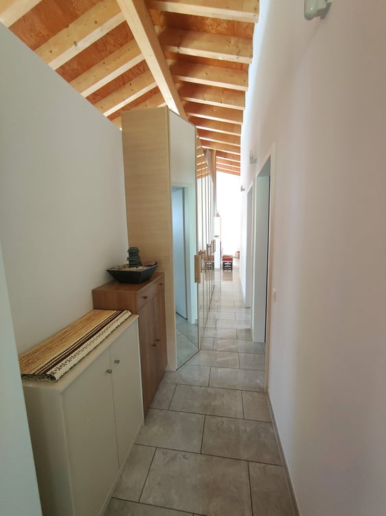 Meravigliosa villa immersa nel verde nella collina di Giubiasco in località Lôro 8