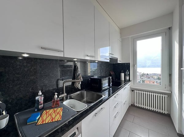 2 ½ locali ammobiliato con vista lago a Muralto 5