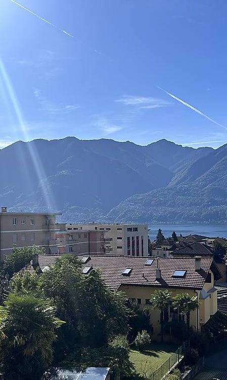2 ½ locali ammobiliato con vista lago a Muralto 1