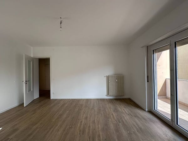 4.5 locali rimodernato a Tenero 9