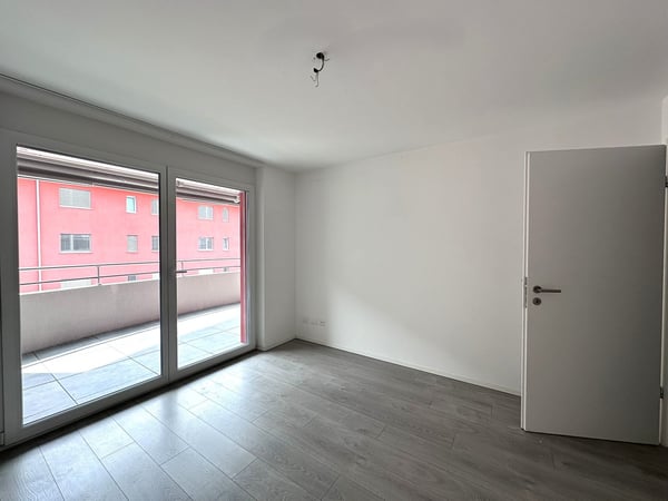 Moderno appartamento 2.5 locali con balcone a Cadenazzo 12