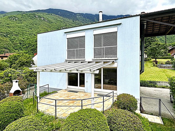 Casa unifamiliare in zona residenziale tranquilla