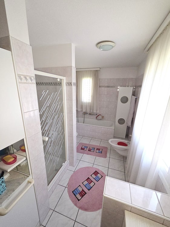 Spaziosa casa unifamiliare di 6 locali a Gorduno 16