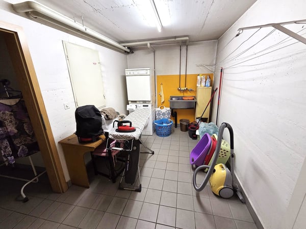 Spaziosa casa unifamiliare di 6 locali a Gorduno 11