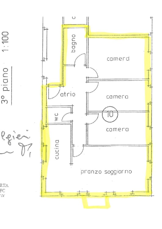 4.5 Locali - ultimo piano - Giubiasco 12