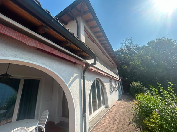 Incantevole casa unifamiliare ad Orselina con piscina e vista panoramica 2