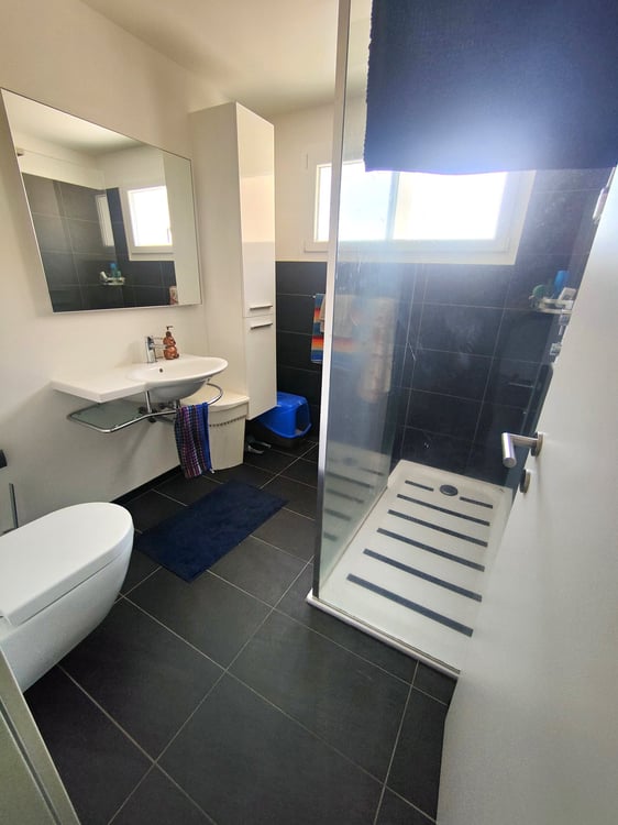 Appartamento 3 ½ locali, 1° Piano, zona residenziale Lumino 7