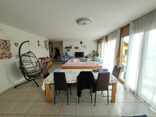 Casa unifamiliare con giardino, in collina a Giubiasco 7