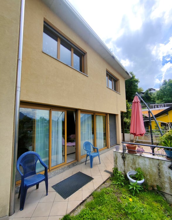 Casa unifamiliare con giardino, in collina a Giubiasco 3