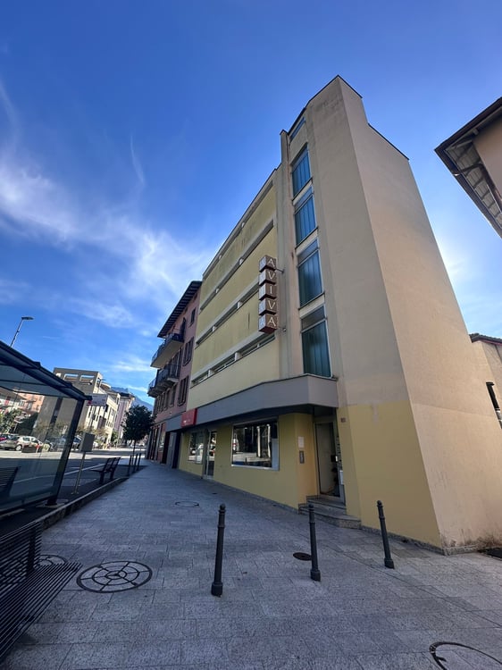 1 ½ locali con vista lago a Muralto 21