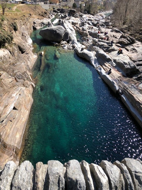 1 ½ locali ammobiliato con vista lago a Muralto 23