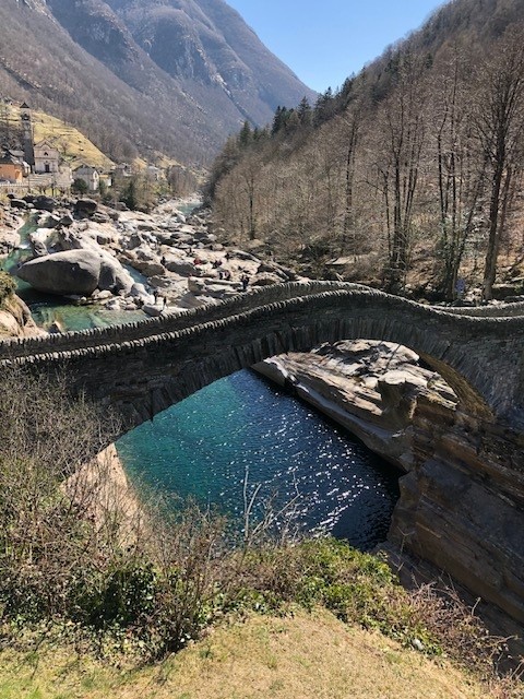 1 ½ locali ammobiliato con vista lago a Muralto 24