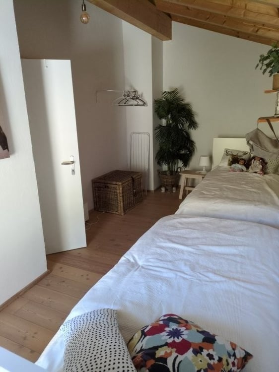 Dachwohnung in idyllischem Feriendorf Feldis/Veulden 9