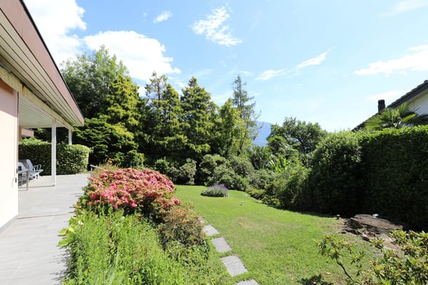 Charmantes Einfamilienhaus in einer sonnigen Lage in Brione s. Minusio 1