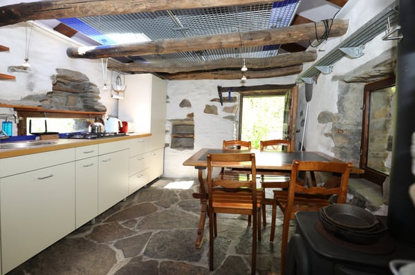 Einmaliges Rustico mit schönem Seeblick in Vairano 10