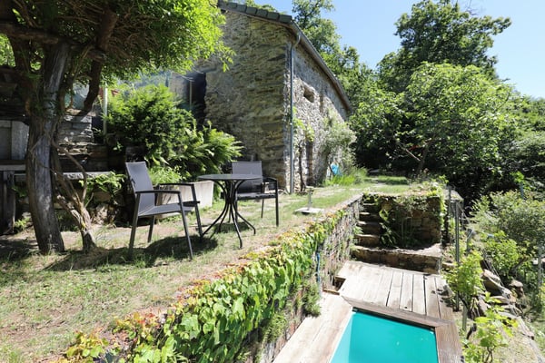 Einmaliges Rustico mit schönem Seeblick in Vairano 1