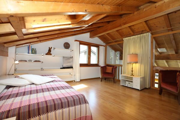 Doppelhaus-Hälfte mit herrlicher Sicht auf den Lago Maggiore 9