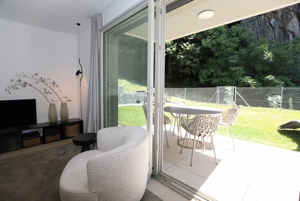 Moderne 2-Zimmer-Neubauwohnung, ruhig gelegen mit Garten