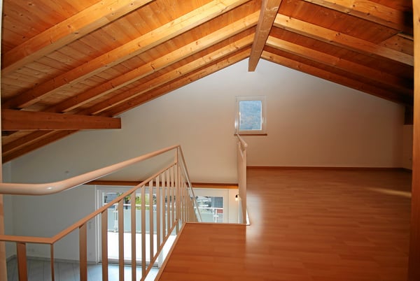 5.5-Zimmer-Maisonette-Eigentumswohnung mit Mansarde und schöner Bergsicht 7