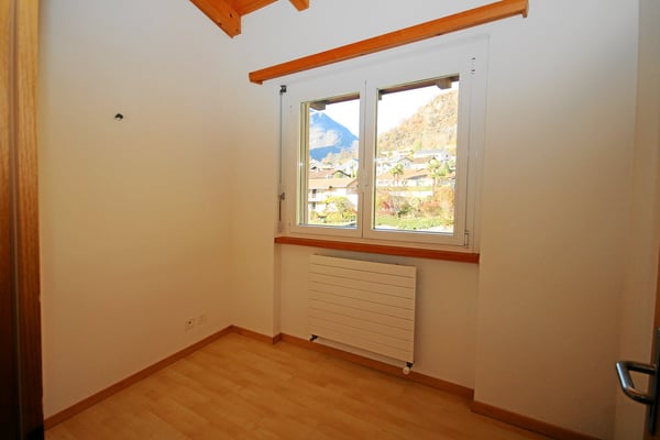 5.5-Zimmer-Maisonette-Eigentumswohnung mit Mansarde und schöner Bergsicht 14