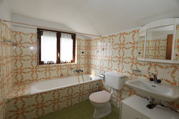 Haus inmitten von Rebbergen und schöner Weitsicht 14