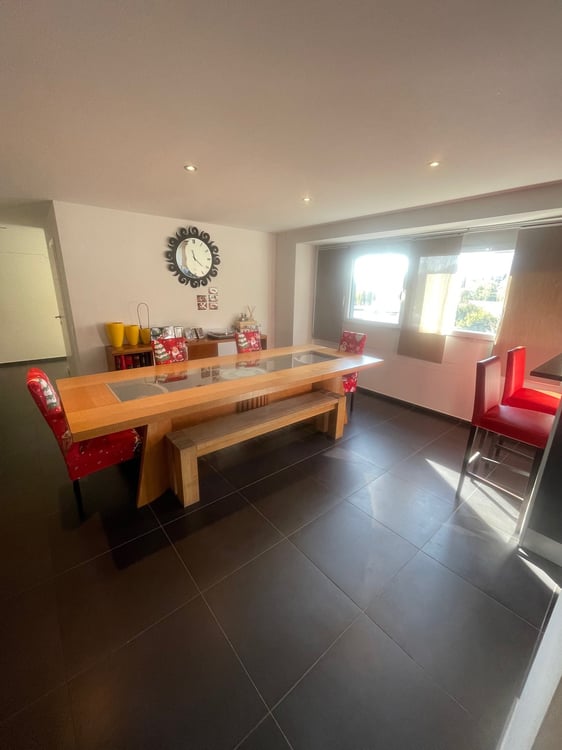 Capannone di pregio con grande appartamento 14