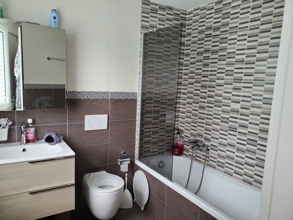 Capannone di pregio con grande appartamento 11