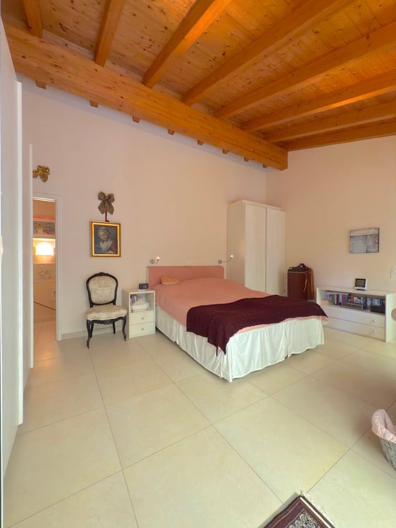 2 Case Unifamiliari con giardino e piscina, in zona idilliaca e tranquilla 11