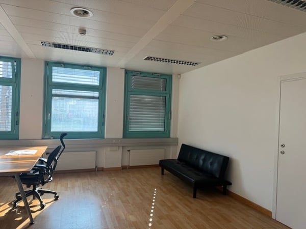 Uffici modulari a Manno, scegli i tuoi spazi 2