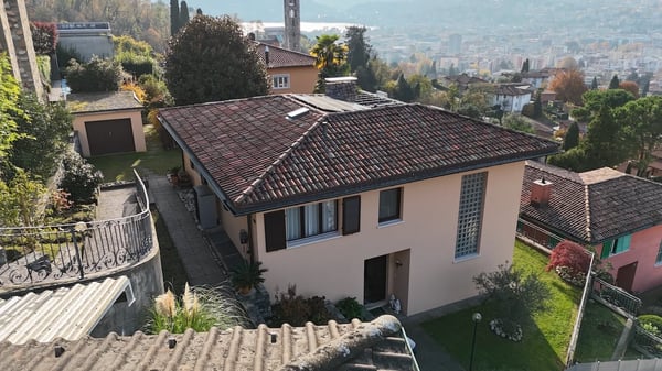 Spaziosa Villa con giardino e vista panoramica a Pregassona 11