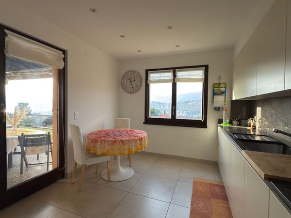 Spaziosa Villa con giardino e vista panoramica a Pregassona 20